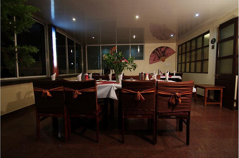 Jain Group Hotel Royal Residency 강토크 외부 사진