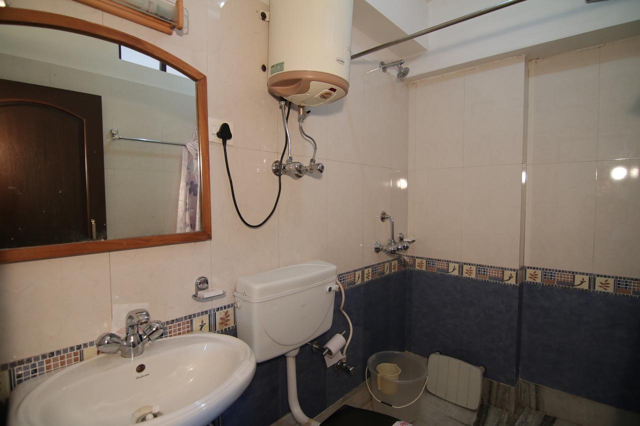 Jain Group Hotel Royal Residency 강토크 외부 사진