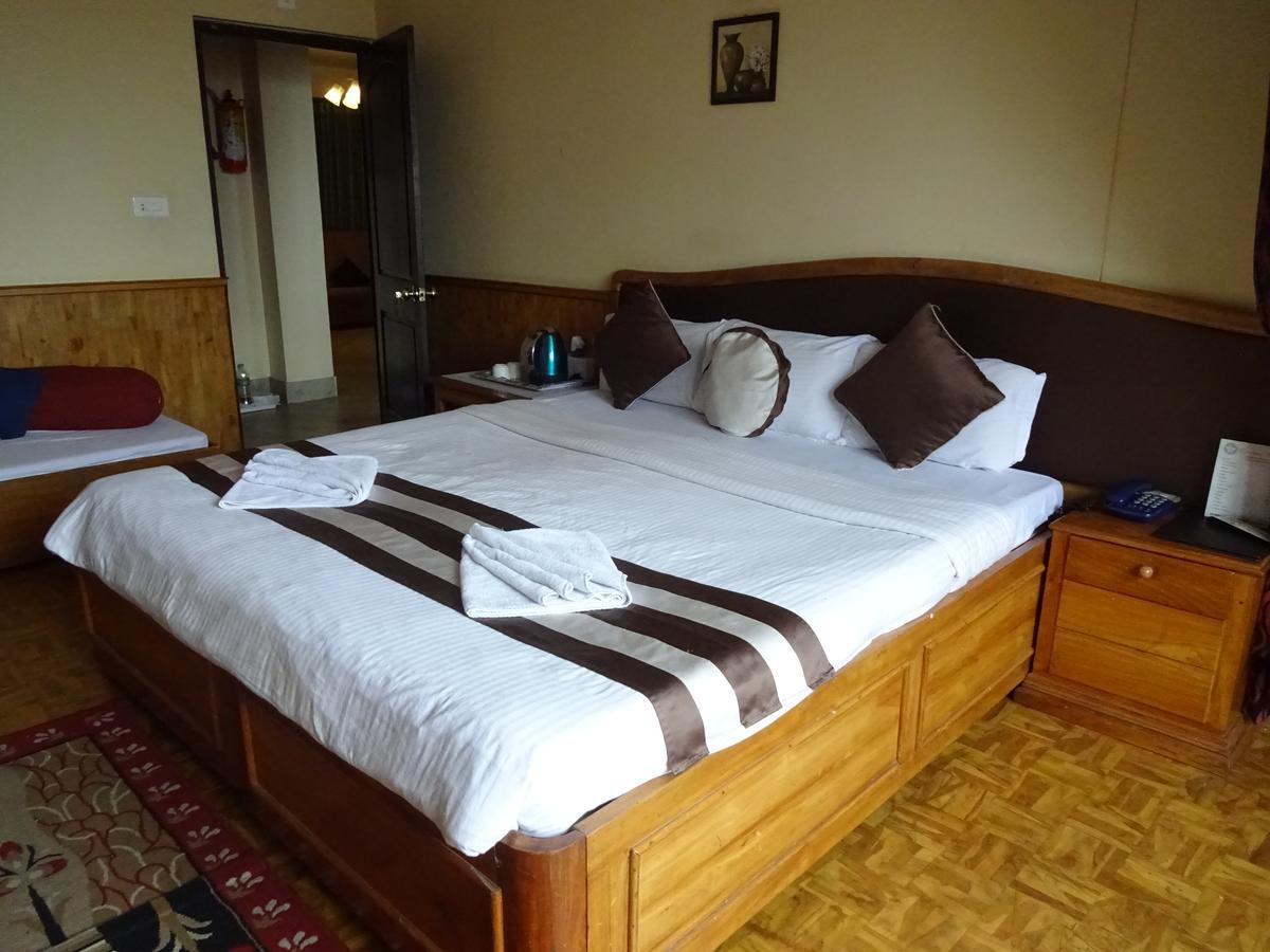 Jain Group Hotel Royal Residency 강토크 외부 사진