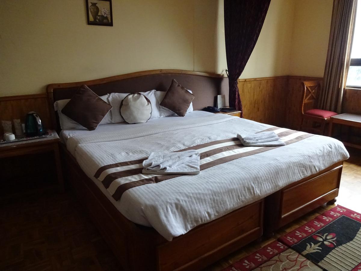 Jain Group Hotel Royal Residency 강토크 외부 사진